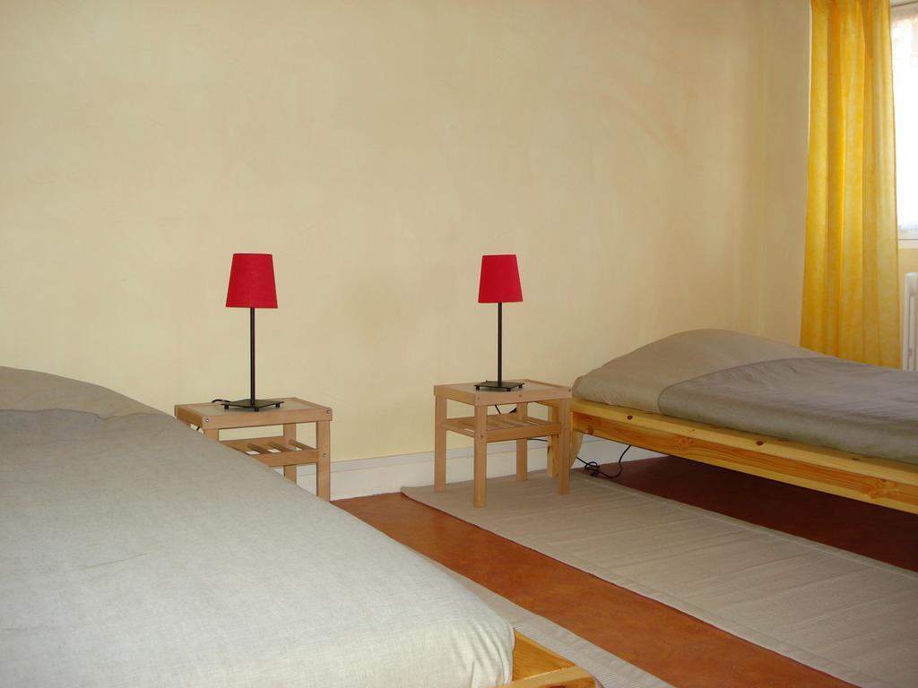 L'Auberge Du Petit Bonheur Le Verger 객실 사진